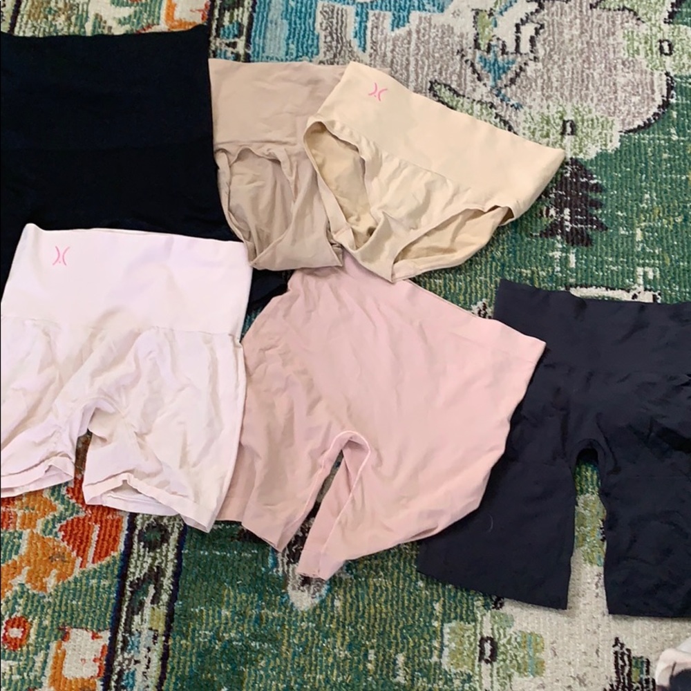 Lot of 5 spanks Yummie Tummie panties